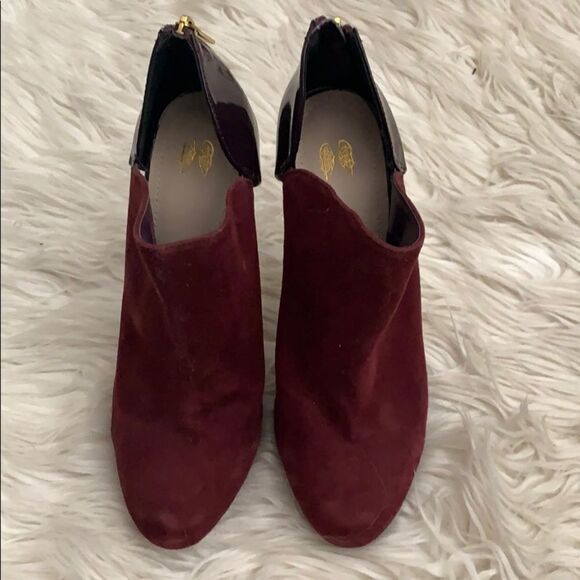 Booties   - Picture 2 of 4